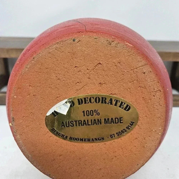 Handmade Australian Graphic Vase - Picture 5 of 6